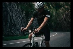 ÉCLAIRAGE AVANT MAGICSHINE ALLTY 1500 NOIR -Vélo électrique Homme Soldes ECLAIRAGE AVANT MAGICSHINE ALLTY 1500 NOIR ACHATVELOS 5