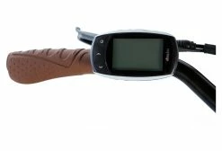 VÉLO DE VILLE ÉLECTRIQUE MOMA BIKES 26.2 SHIMANO 7V NOIR 8 VÉLO DE VILLE ÉLECTRIQUE MOMA BIKES 26.2 SHIMANO 7V NOIR -Vélo électrique Homme Soldes VELO DE VILLE ELECTRIQUE MOMA BIKES 26.2 SHIMANO 7V NOIR VAE ACHATVELOS 3