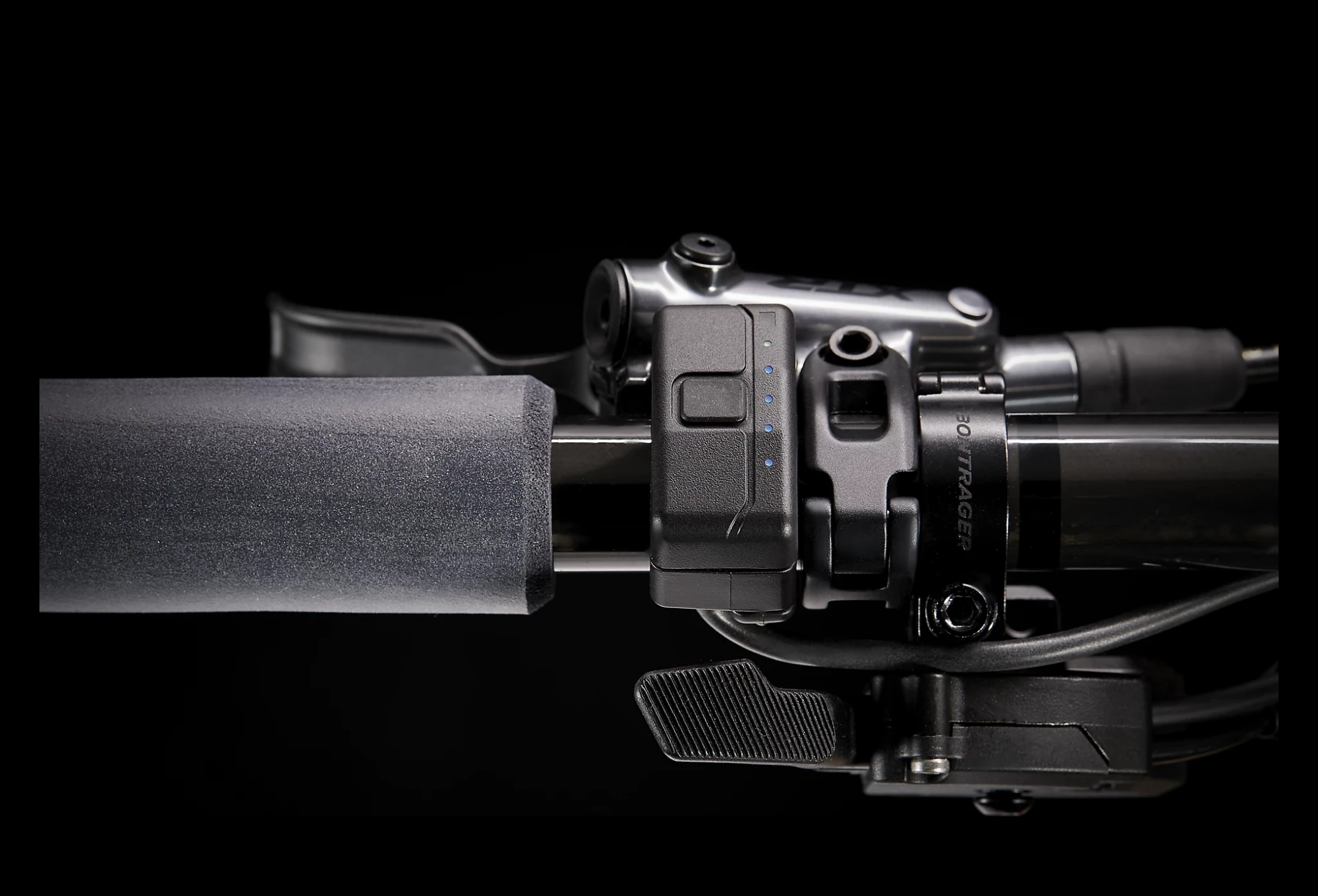 VTT Electrique Tout-Suspendu Trek E-Caliber 9.6 29 » Shimano Deore 12V Satin Lithium Grey/Trek Black 2021 5 VTT Electrique Tout-Suspendu Trek E-Caliber 9.6 29 » Shimano Deore 12V Satin Lithium Grey/Trek Black 2021 – Image 5