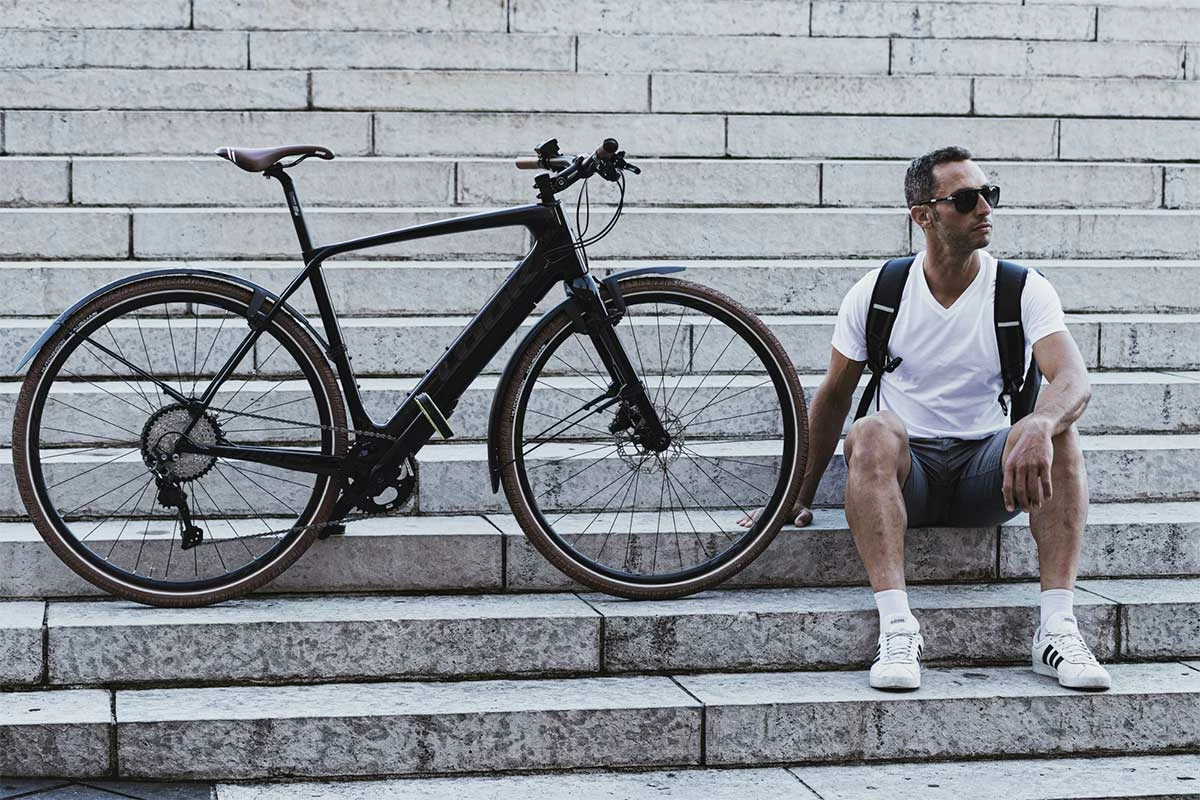 Vélo électrique Homme Soldes -Vélo électrique Homme Soldes gotham look ebike main 290820